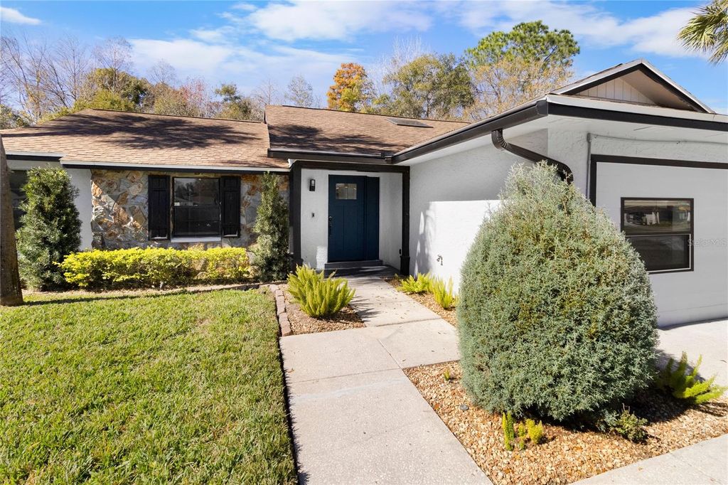 Photo of 14910 Winterwind Drive, Tampa, FL 33624 (MLS # A4680840)