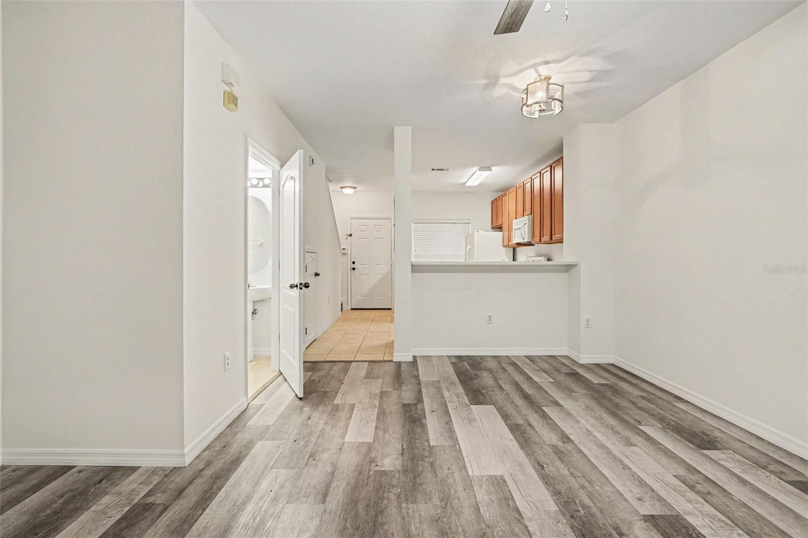 146 WEYMOUTH WAY