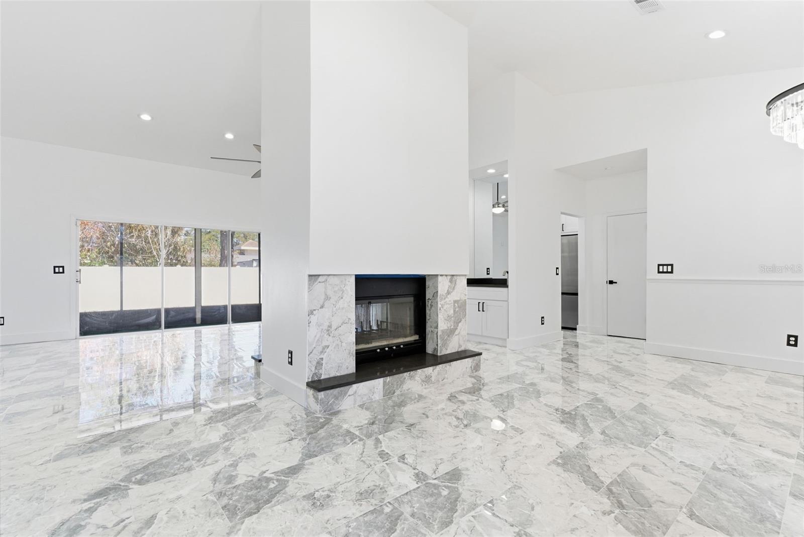 905 CLEARCREEK DRIVE