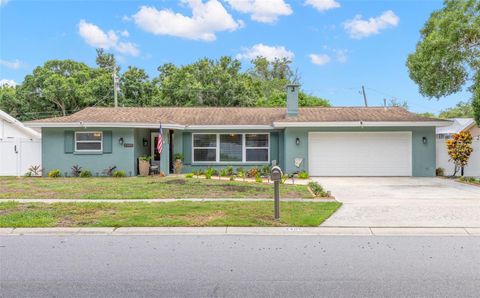 Photo of 2405 Summerlin Drive, Clearwater, FL 33764 (MLS # TB8528392)