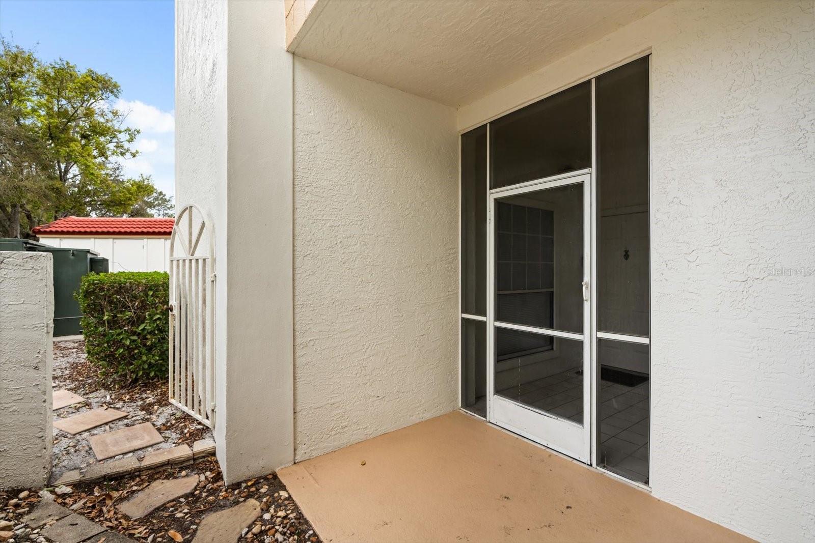 THE HAMPTONS OF HEATHROW - Residential Lease