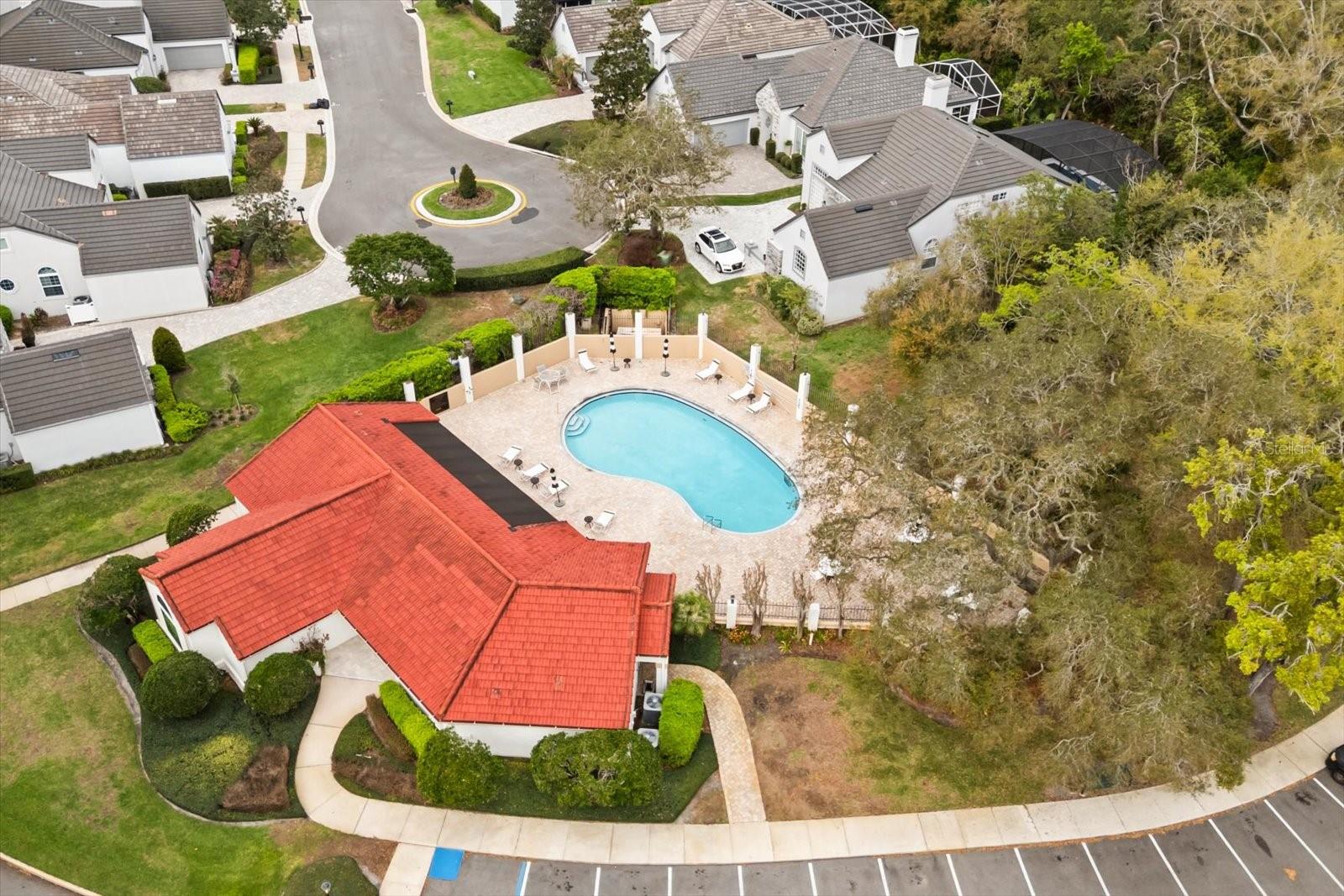 THE HAMPTONS OF HEATHROW - Residential Lease