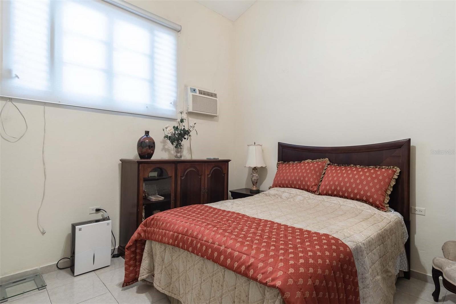 URBANIZACION LA LOMITA - Residential