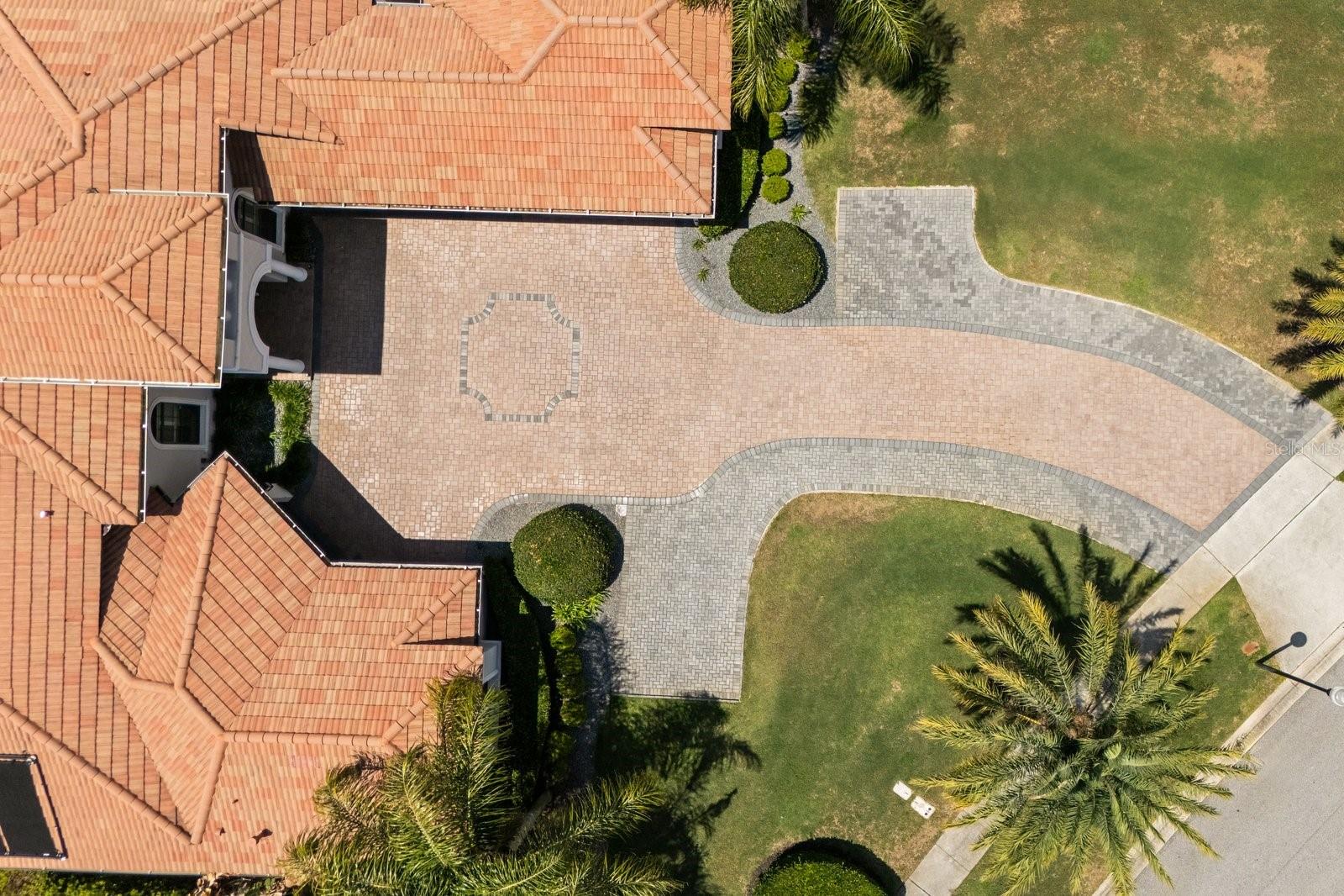 BELLANONA GRANDE ESTATES - Residential