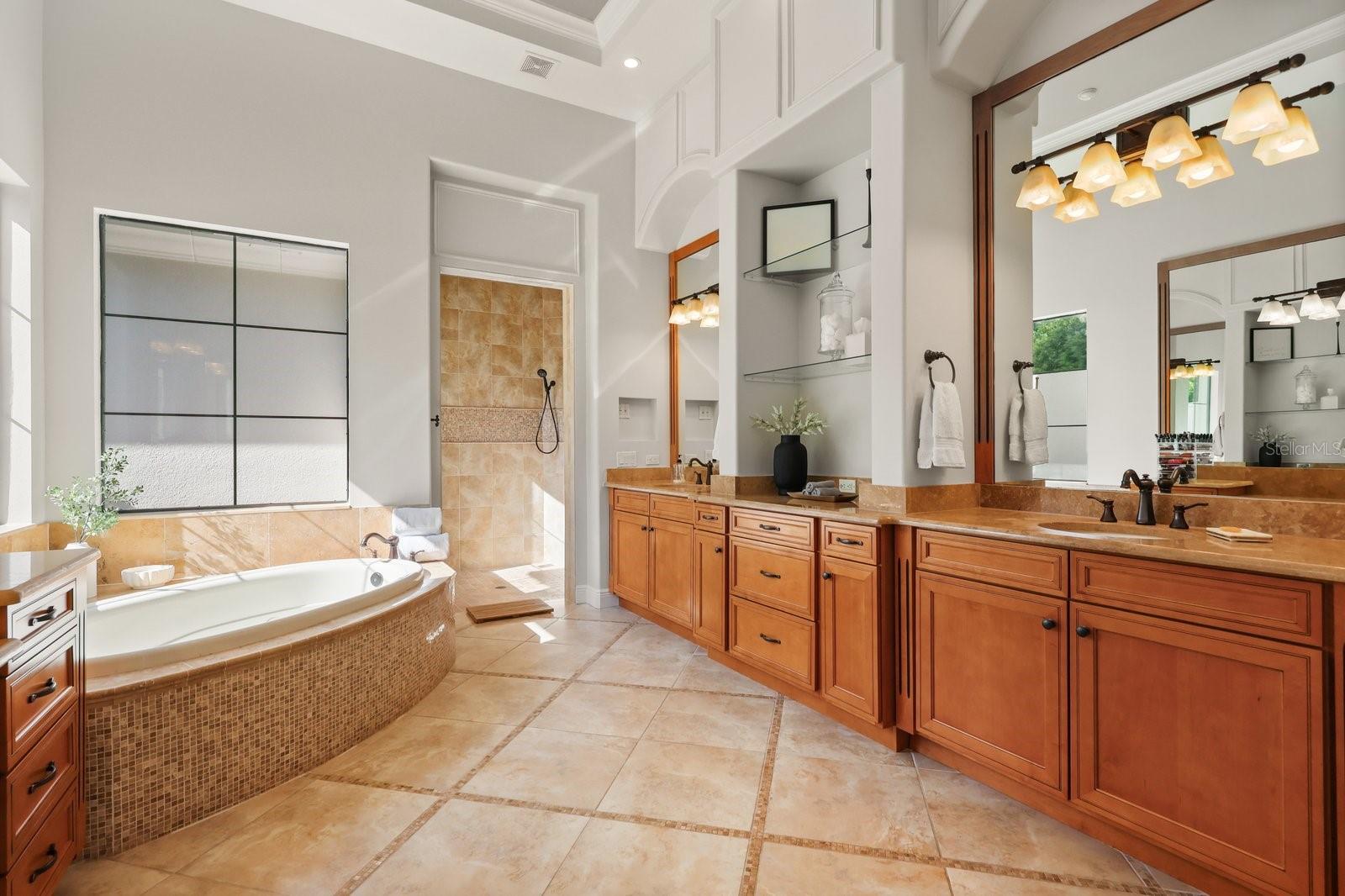BELLANONA GRANDE ESTATES - Residential