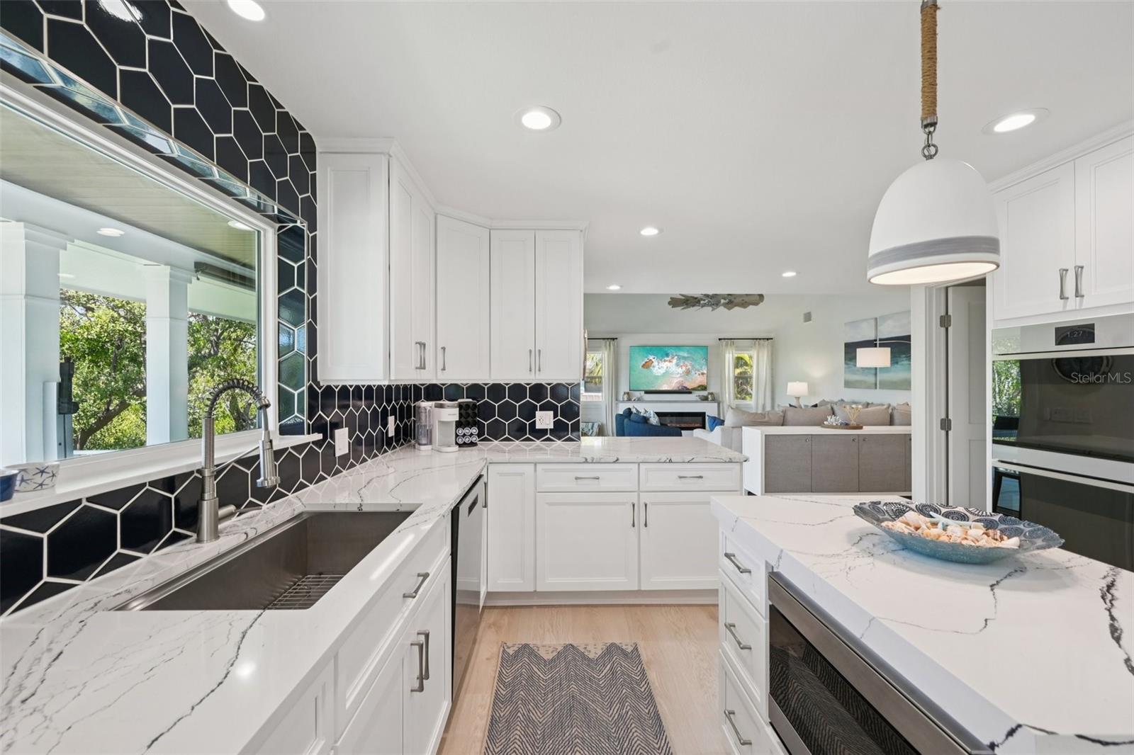 COCONUT BAYOU - Residential