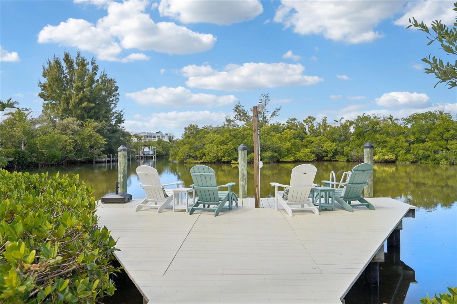 COCONUT BAYOU - Residential