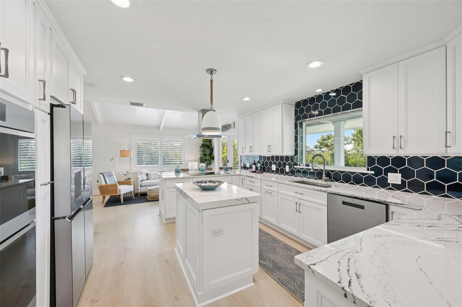 COCONUT BAYOU - Residential