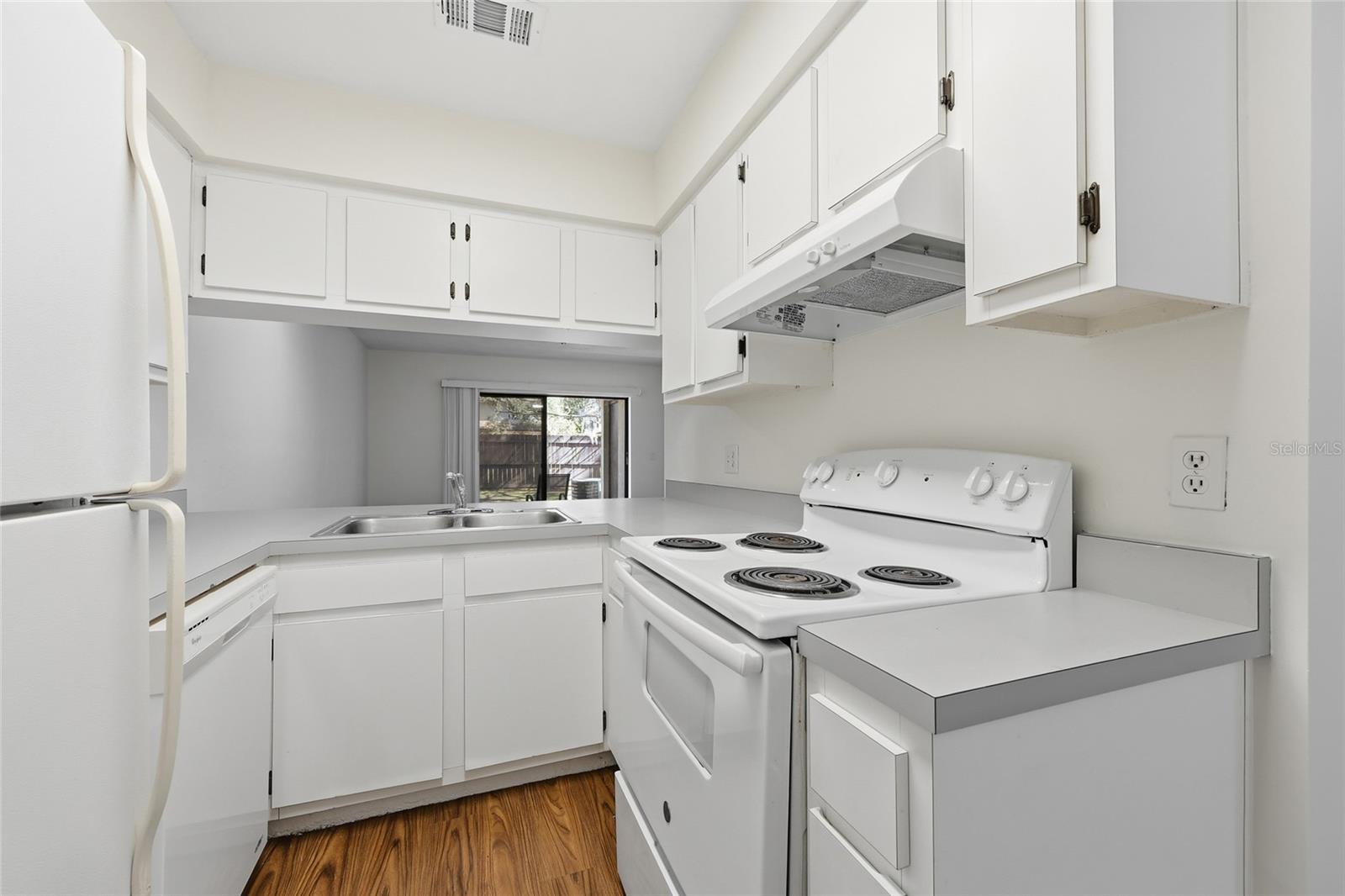 2735 SW 35TH PLACE 306