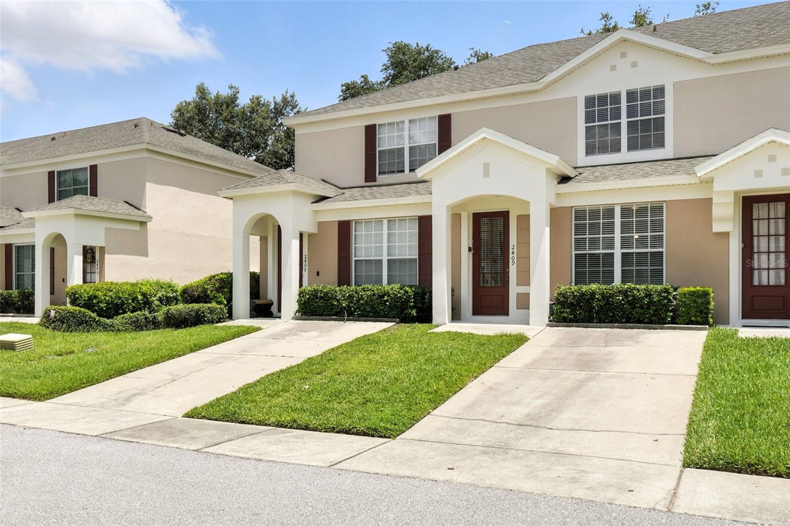 2409 SILVER PALM DRIVE