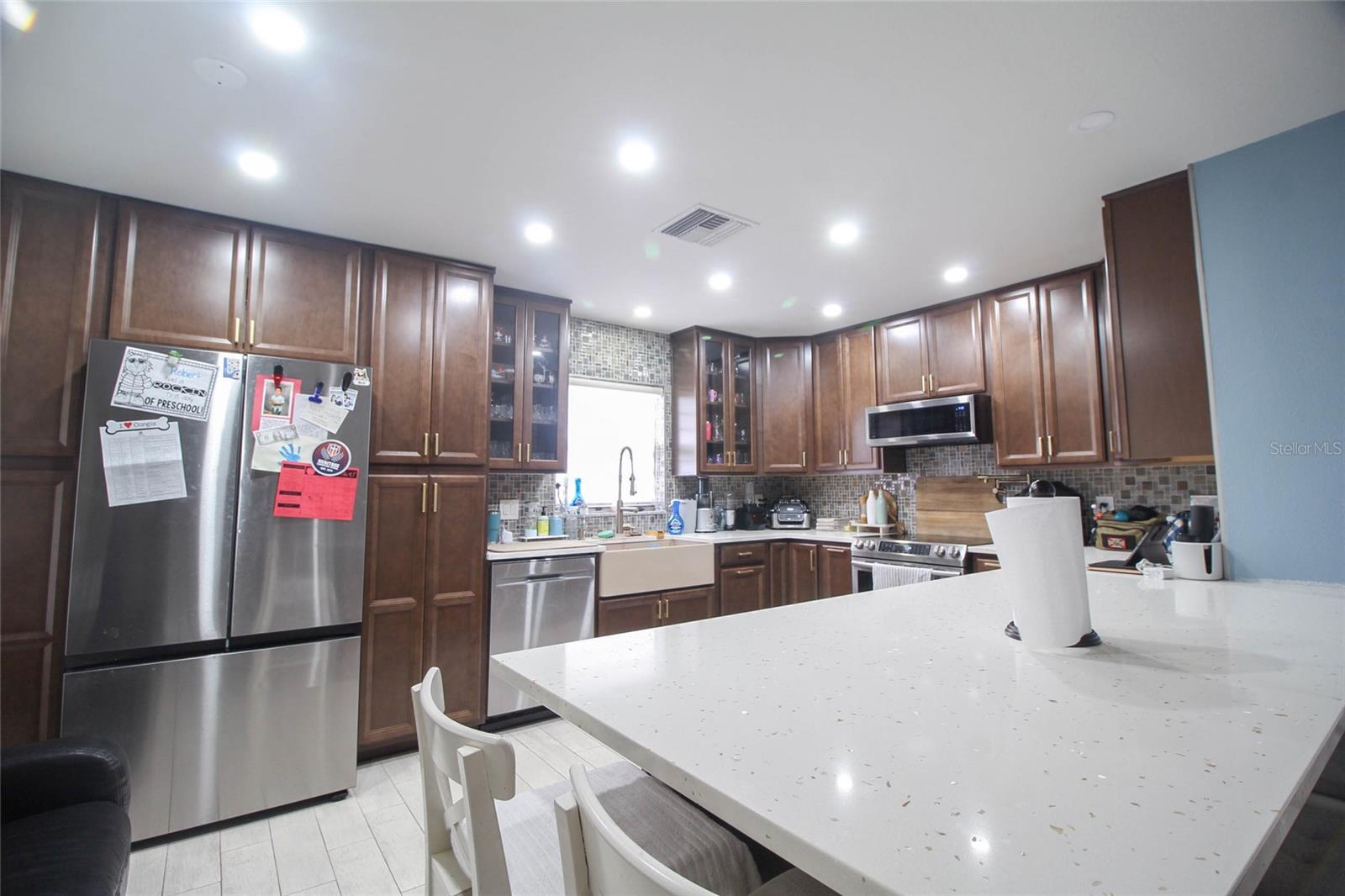 BVL UNIT 7 2ND ADD - Residential Lease