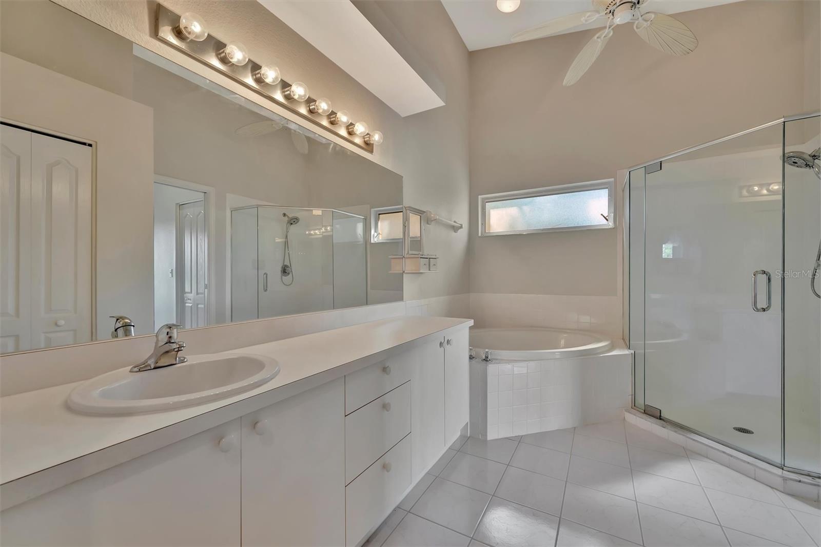 VERANDA 4 AT HERITAGE OAKS - Residential