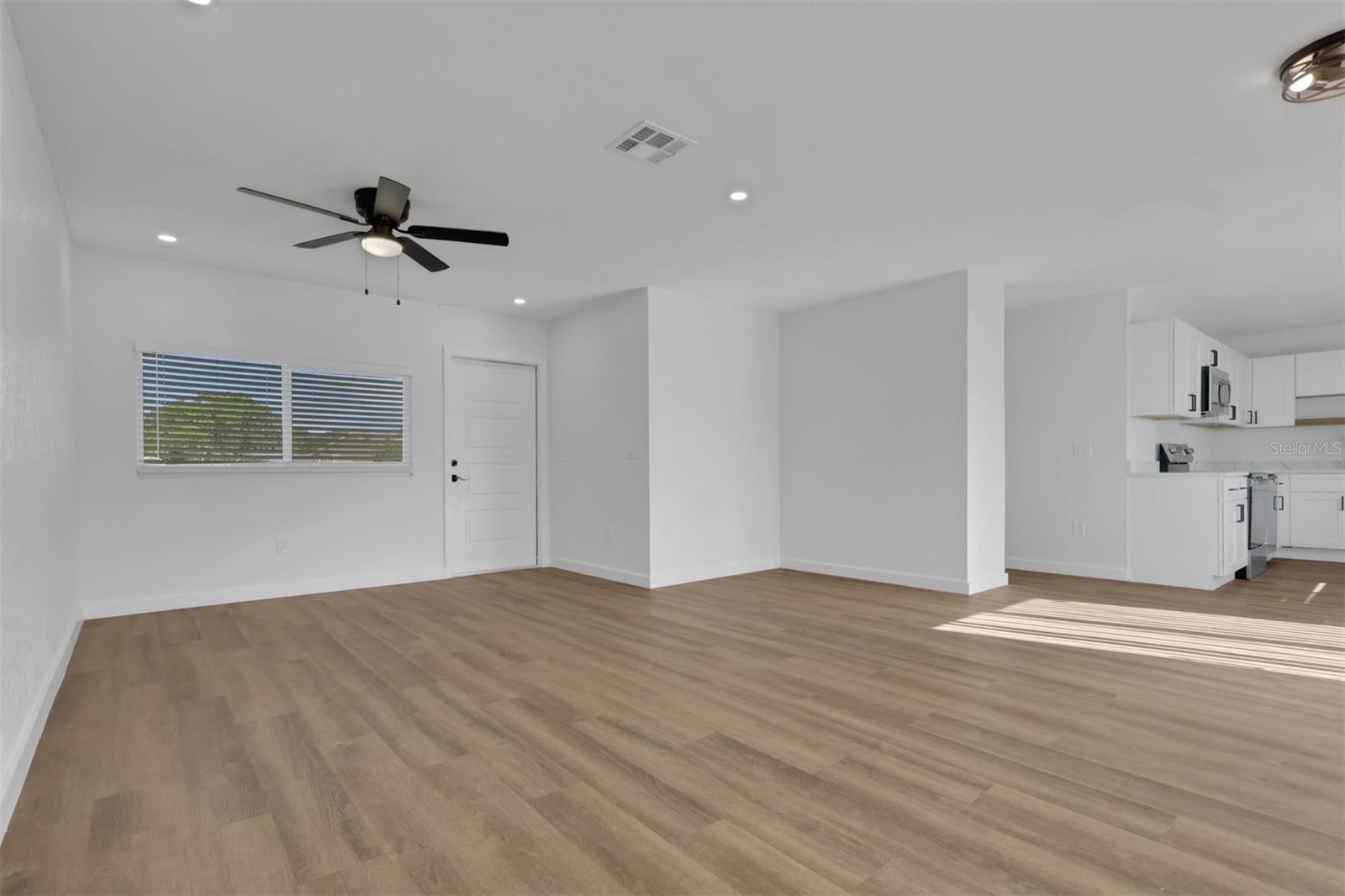 6121 MYRTLEWOOD ROAD, NORTH PORT, FL, 34287 3 6121 MYRTLEWOOD ROAD