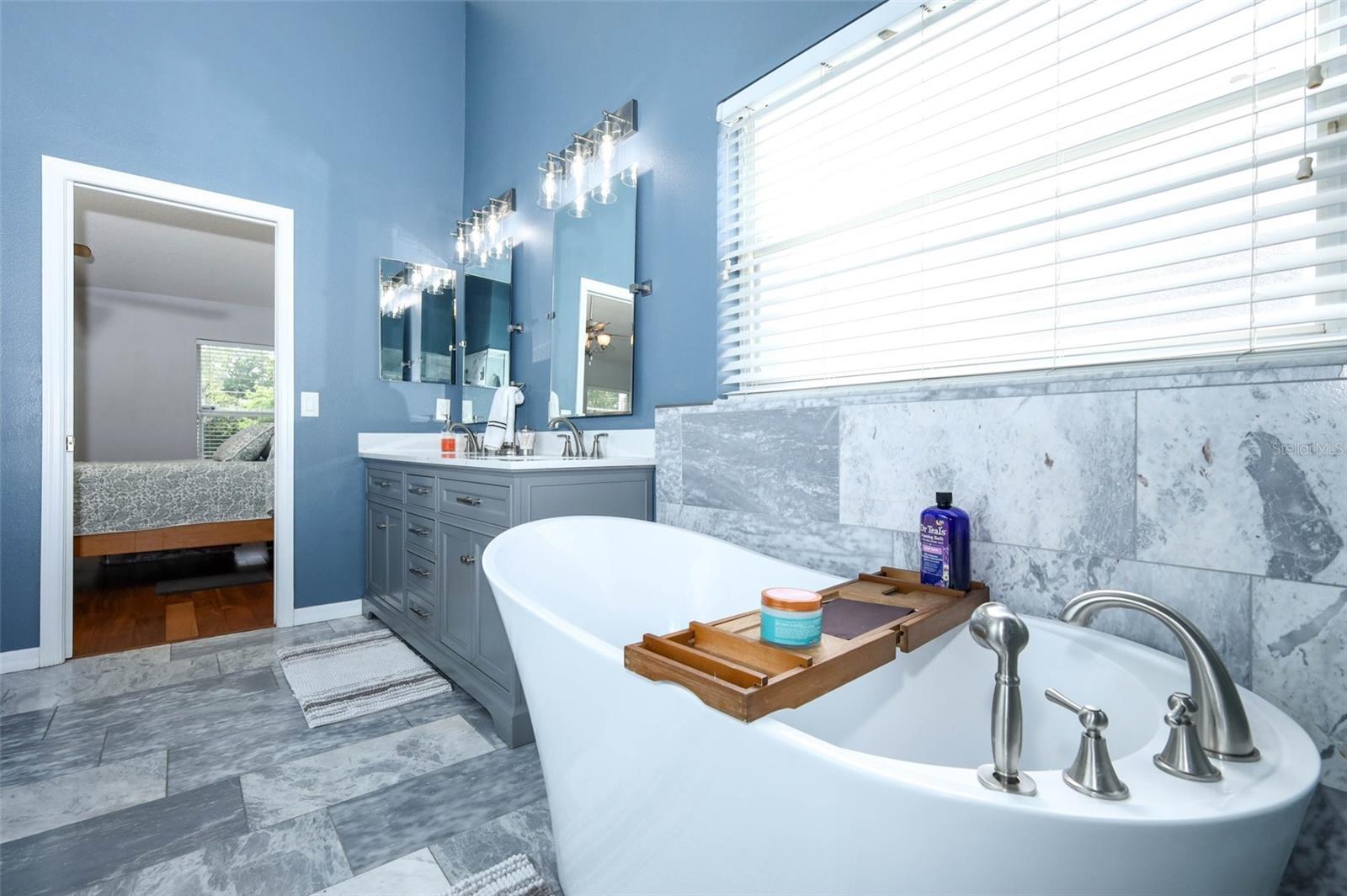 PARKVIEW WEKIVA 44/96 - Residential