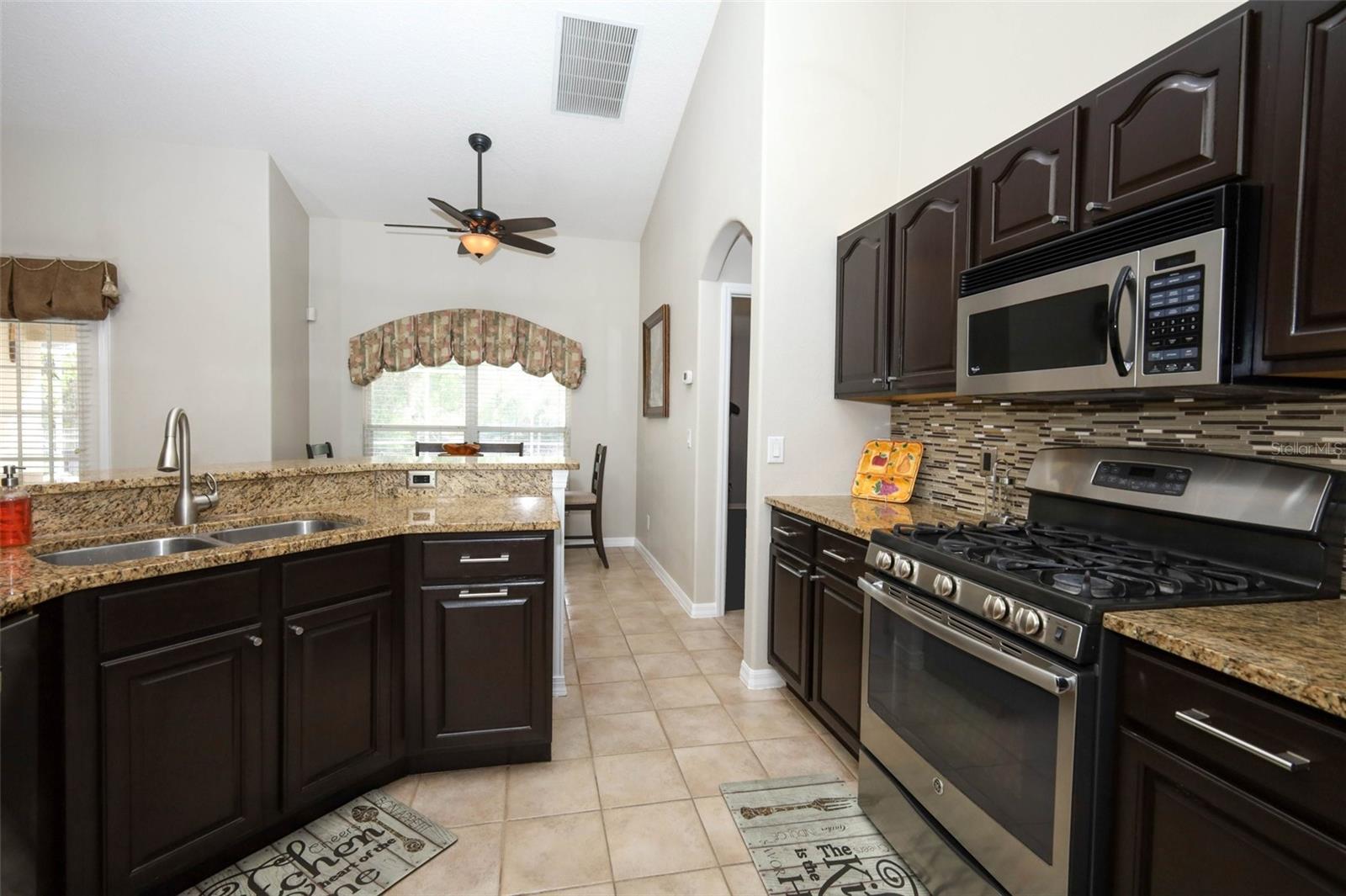 PARKVIEW WEKIVA 44/96 - Residential