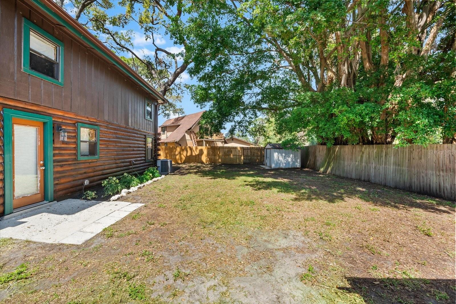 CRKSIDE OAKS PH I - Residential