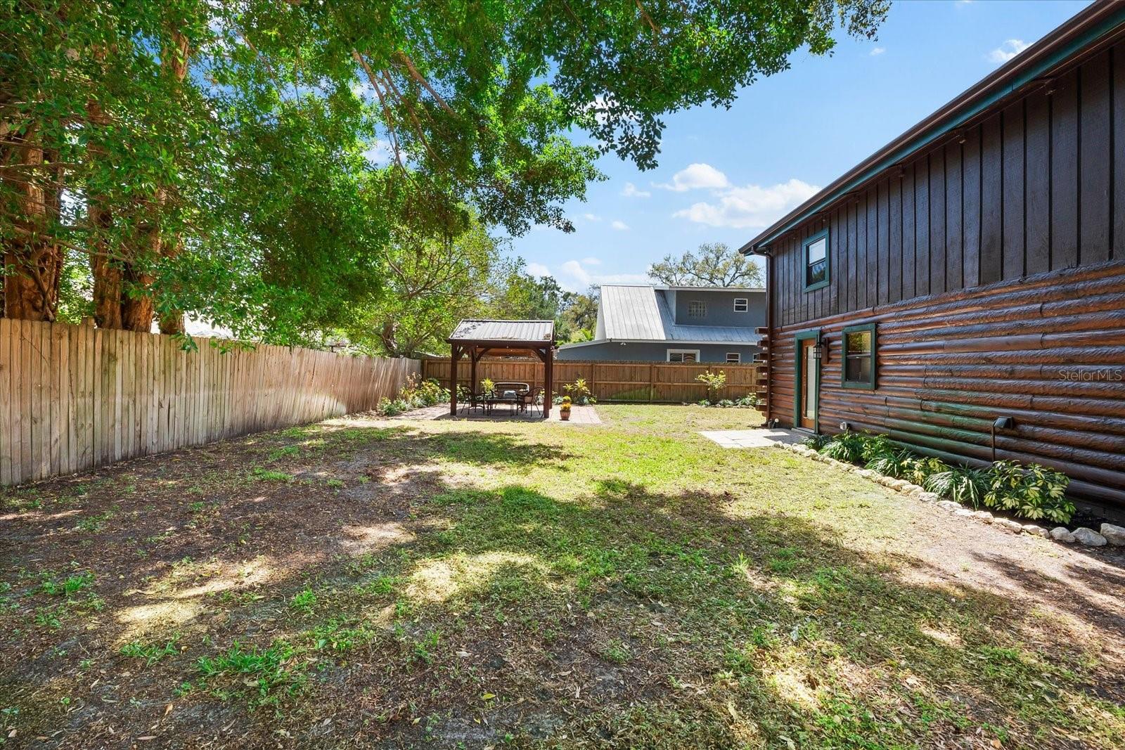 CRKSIDE OAKS PH I - Residential