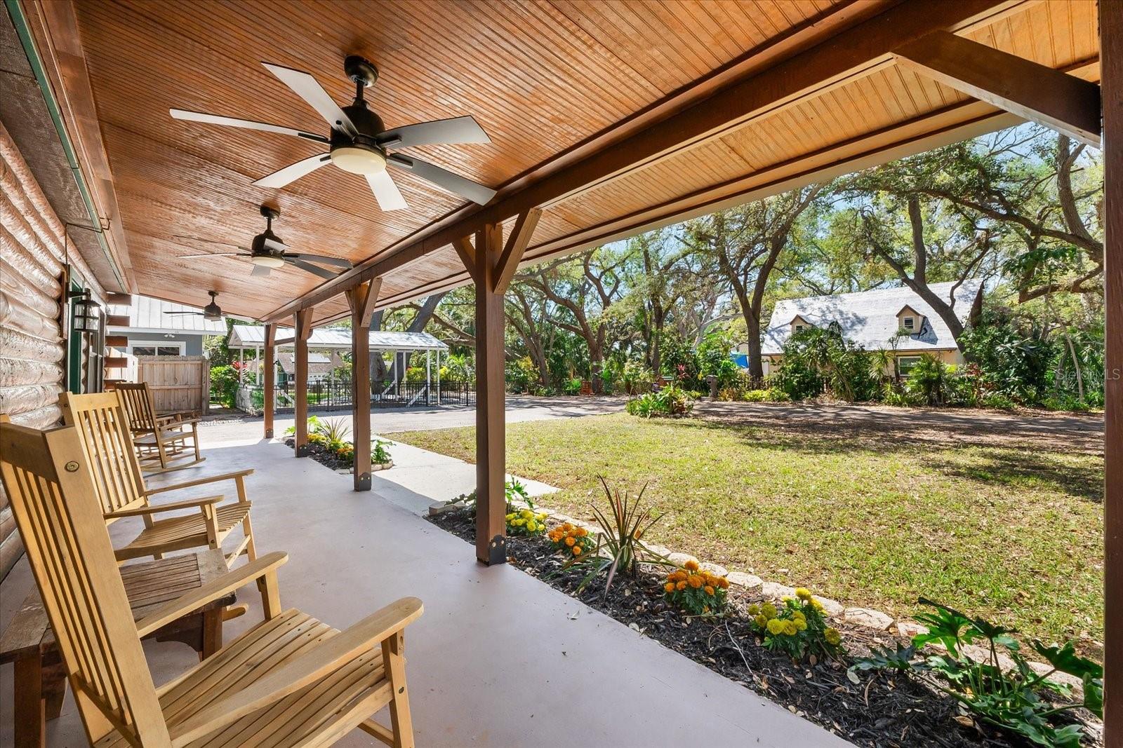 CRKSIDE OAKS PH I - Residential