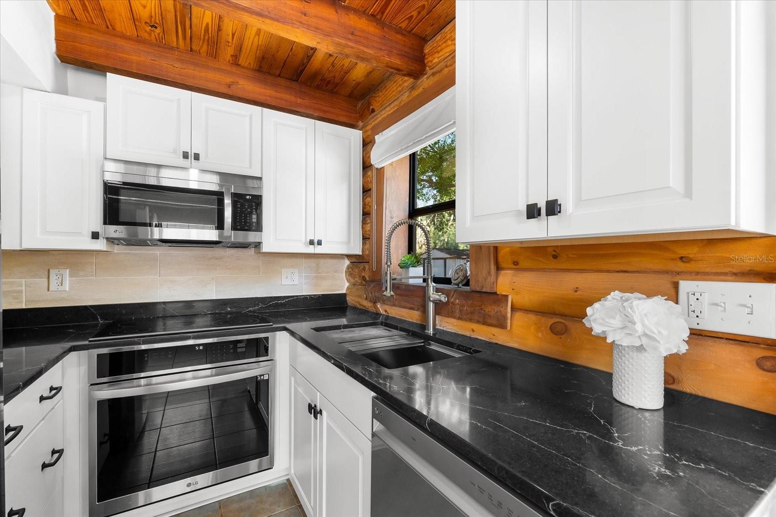 CRKSIDE OAKS PH I - Residential