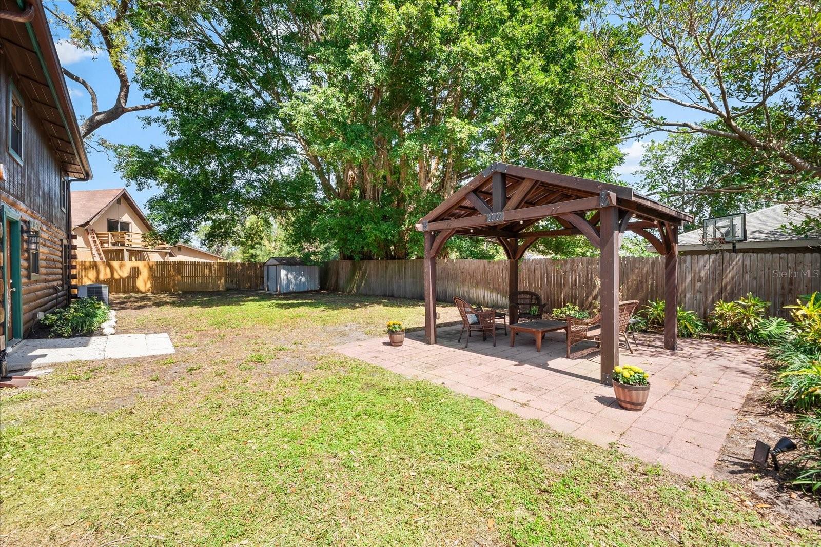 CRKSIDE OAKS PH I - Residential