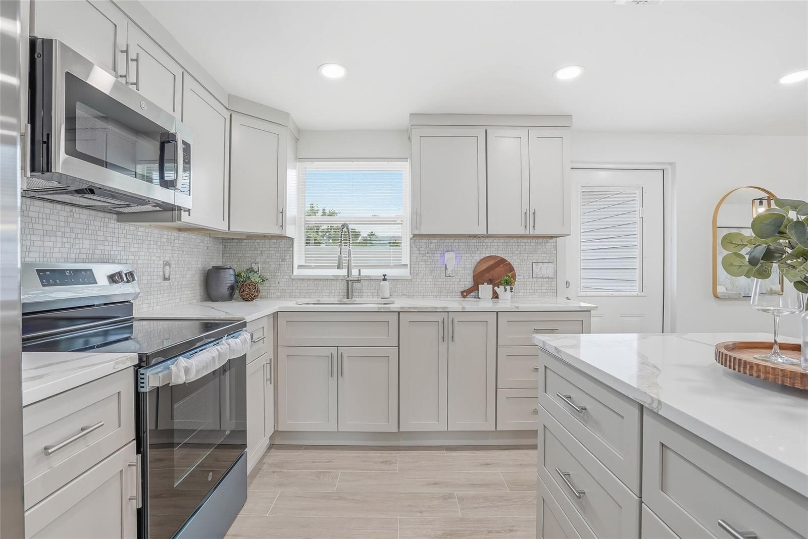 CREST RIDGE GARDENS - Residential