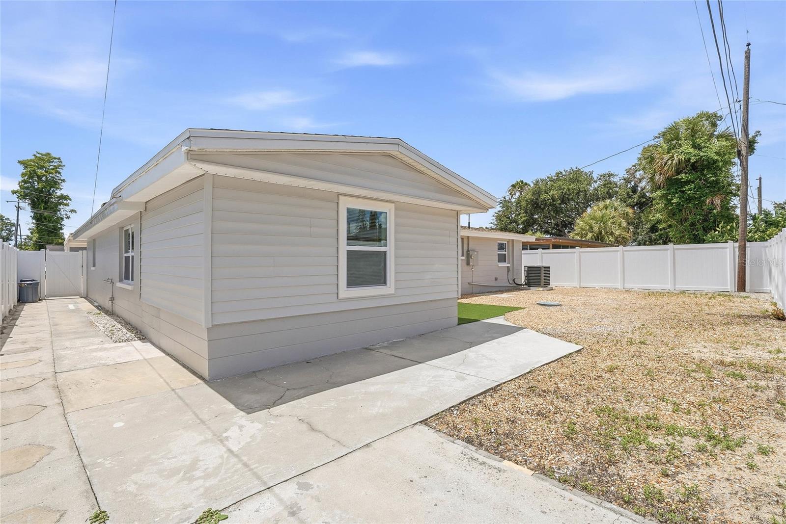 CREST RIDGE GARDENS - Residential