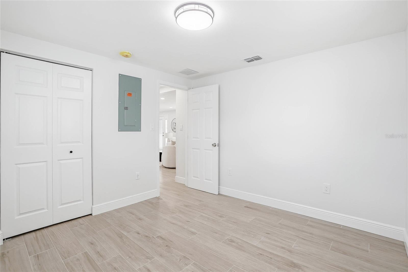 CREST RIDGE GARDENS - Residential