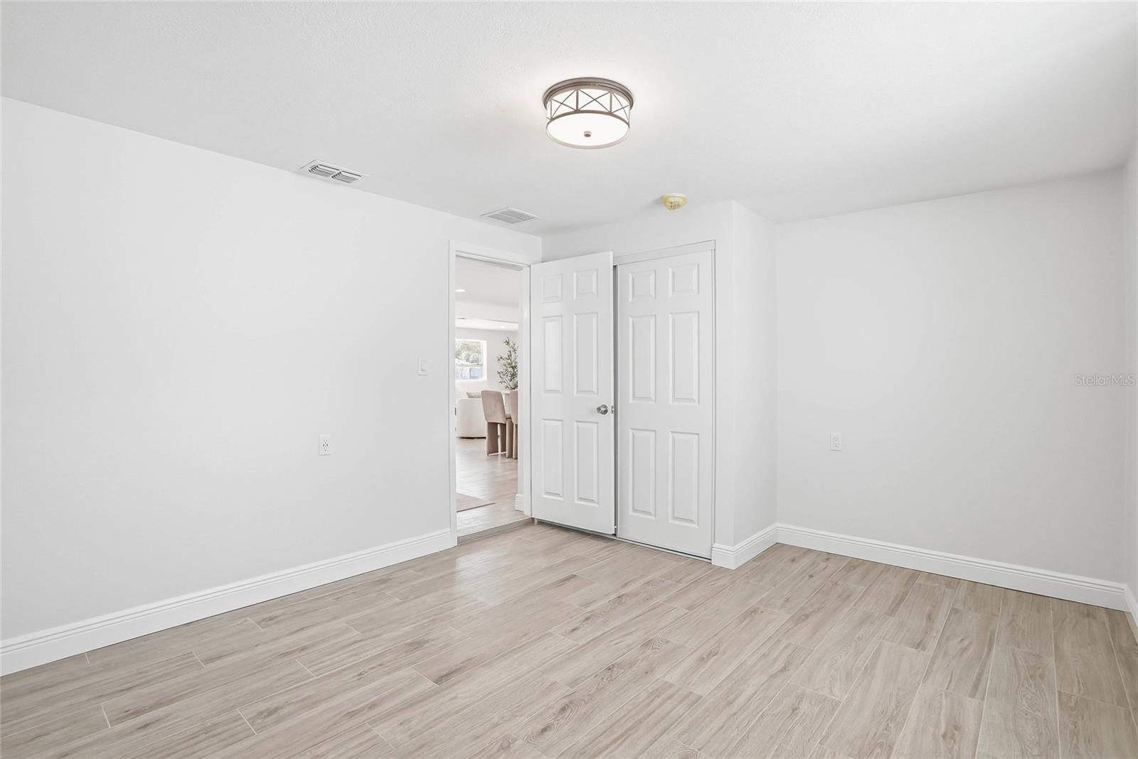 CREST RIDGE GARDENS - Residential