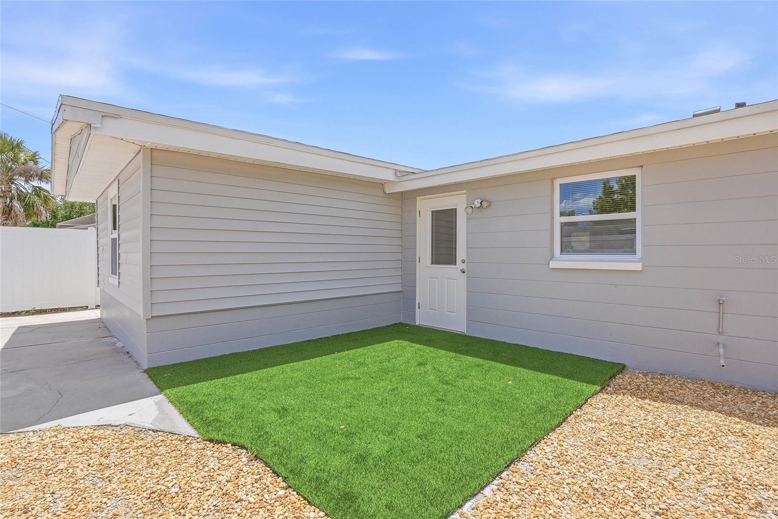 CREST RIDGE GARDENS - Residential