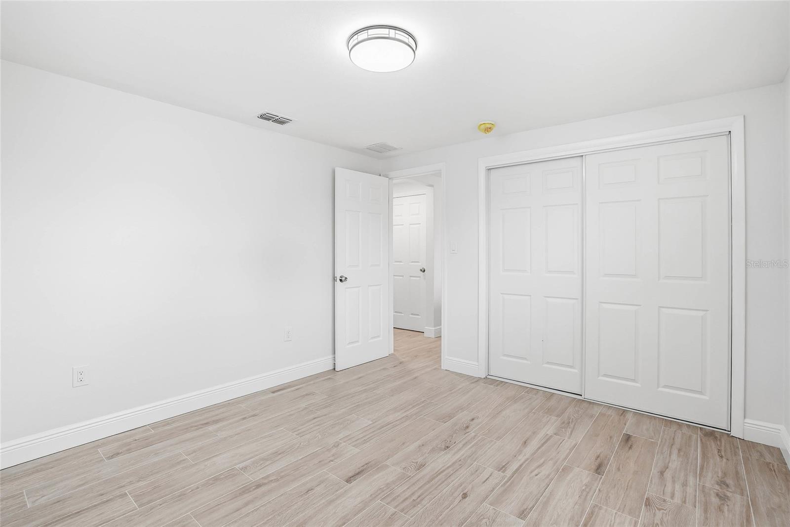 CREST RIDGE GARDENS - Residential