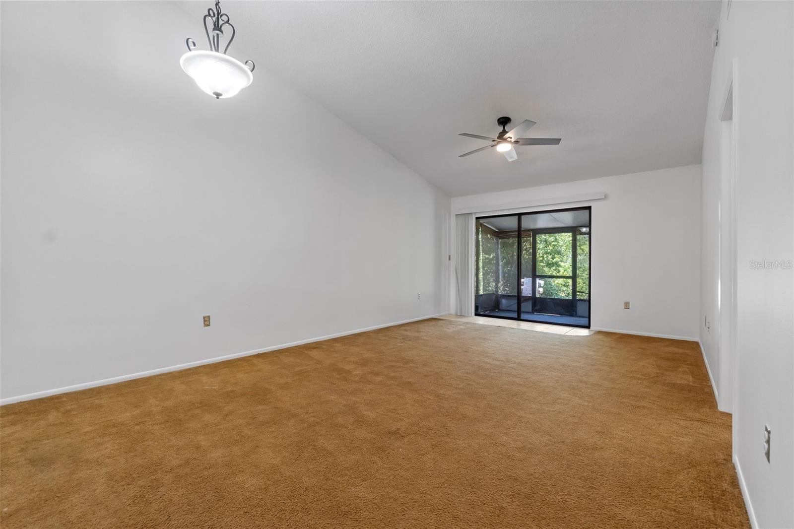2750 KING OAK CIRCLE