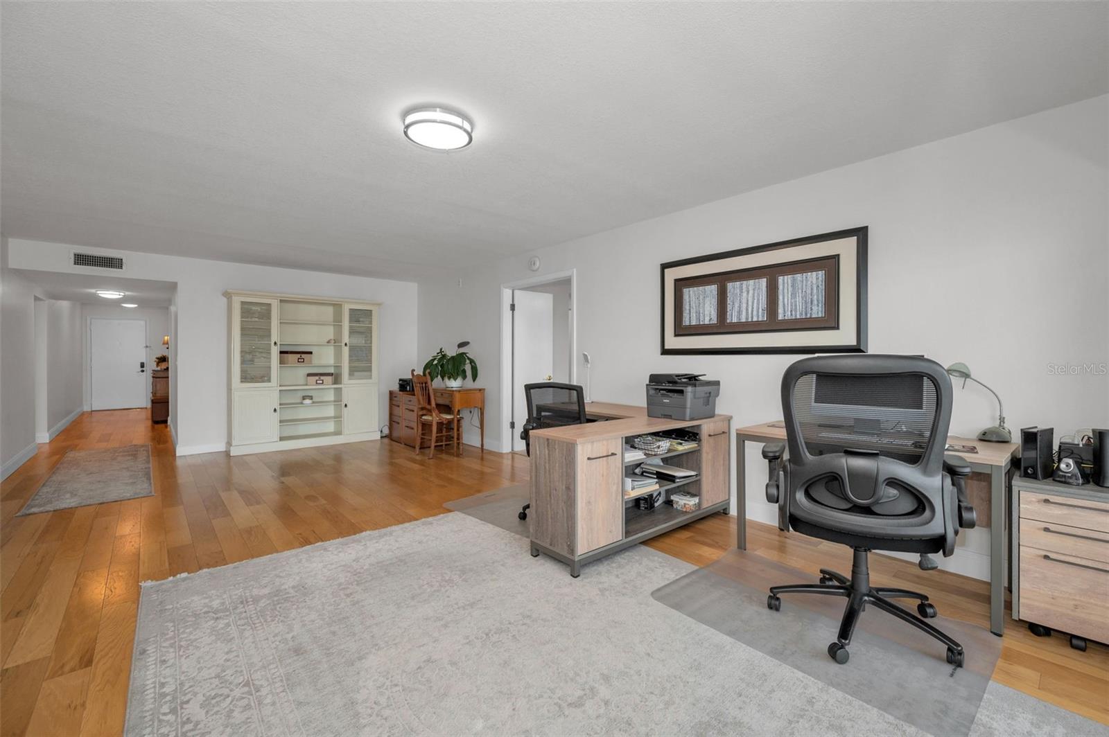 VIEWPOINT-ON-THE-BAY CONDO - Residential