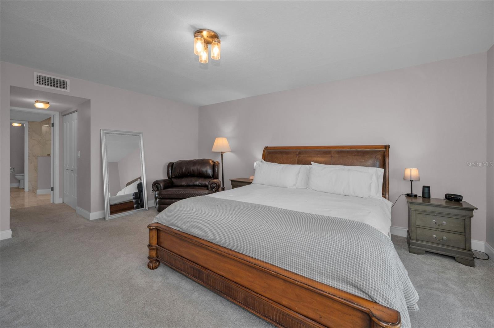 VIEWPOINT-ON-THE-BAY CONDO - Residential