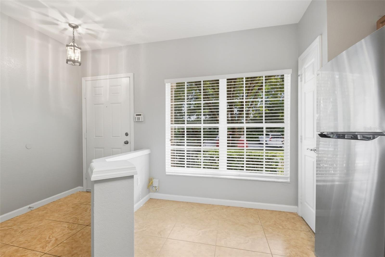 REGENCY OAKS UNIT ONE - Residential Lease