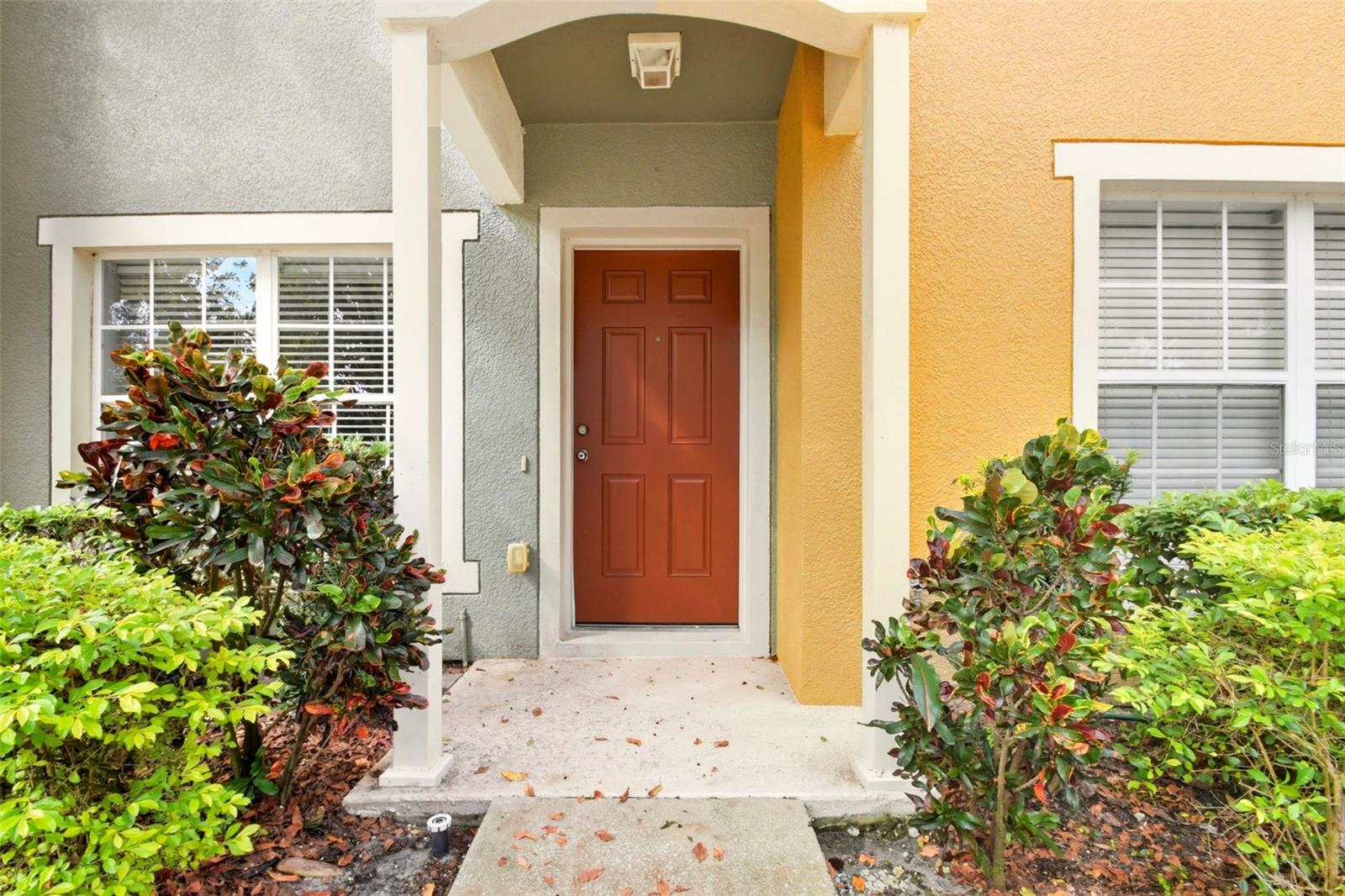 REGENCY OAKS UNIT ONE - Residential Lease