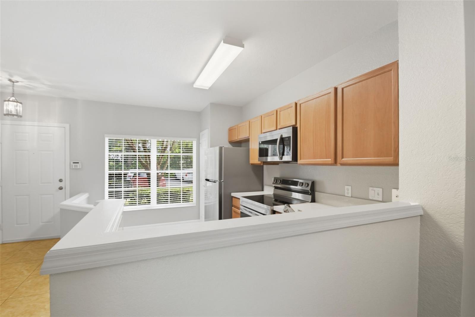REGENCY OAKS UNIT ONE - Residential Lease