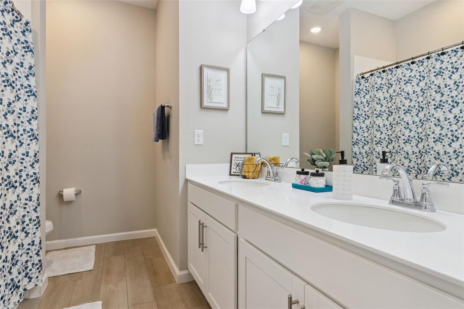 SUTTON PRESERVE - Residential