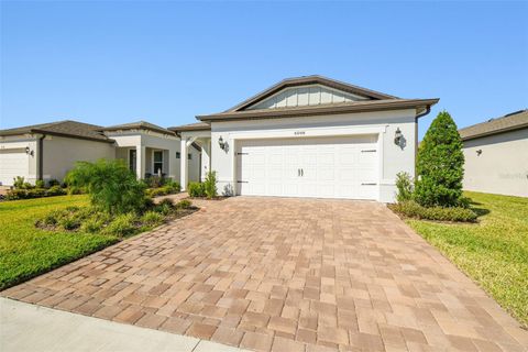 A home in LAND O LAKES