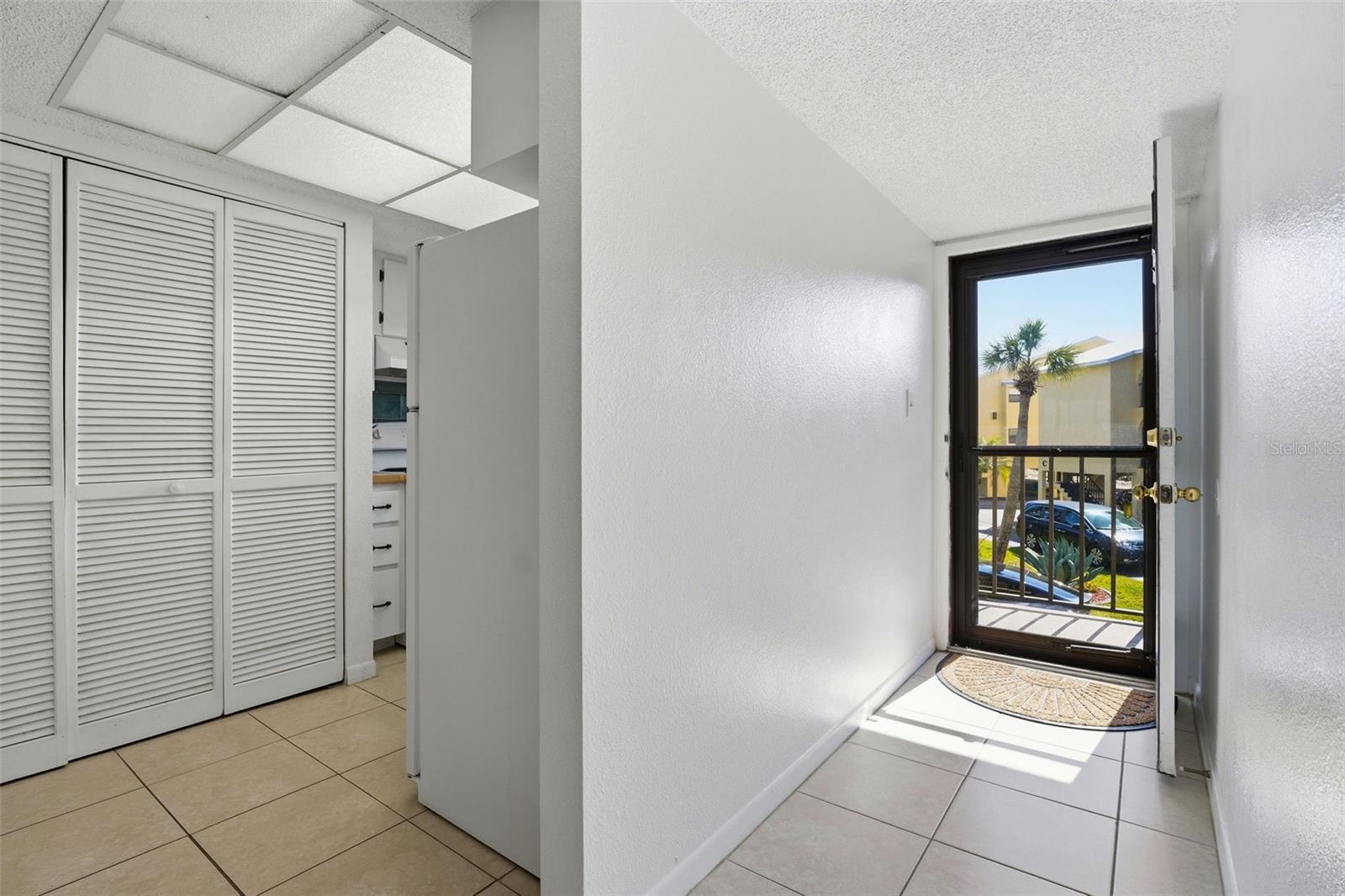 TARPON BAY PH 03 BLDG B - Residential