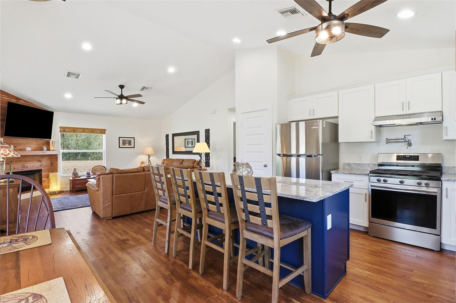 ARROWHEAD - Residential