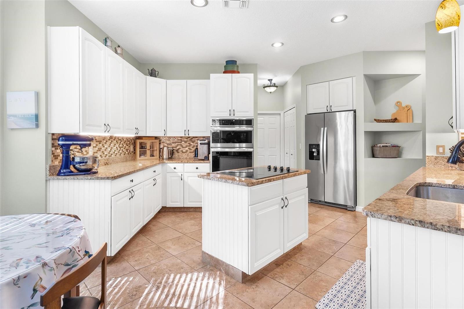 HARBOR HILLS - Residential