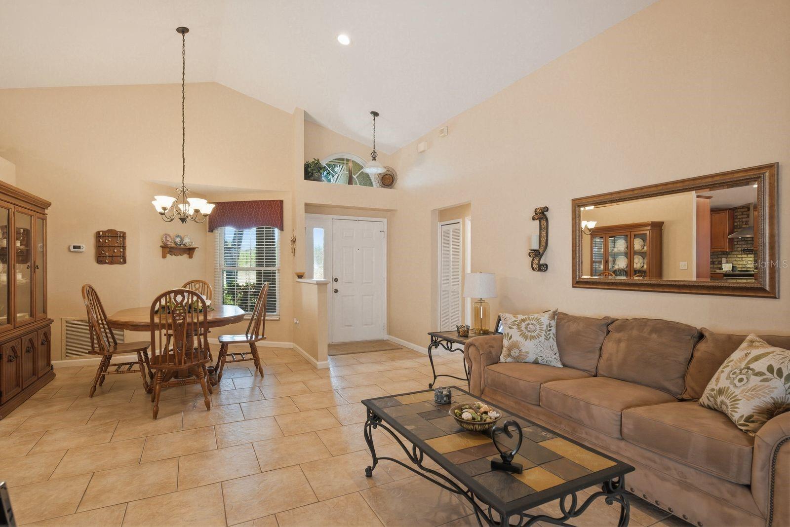 3228 BENTLEY DRIVE