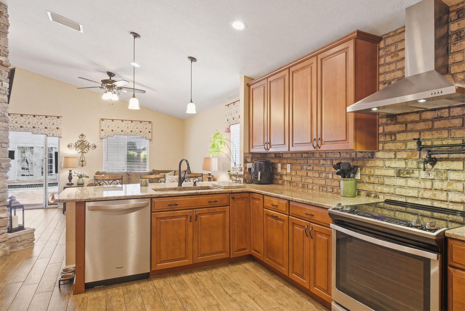 VILLAGE AT BENTLEY PARK PH II TR B-2 - Residential