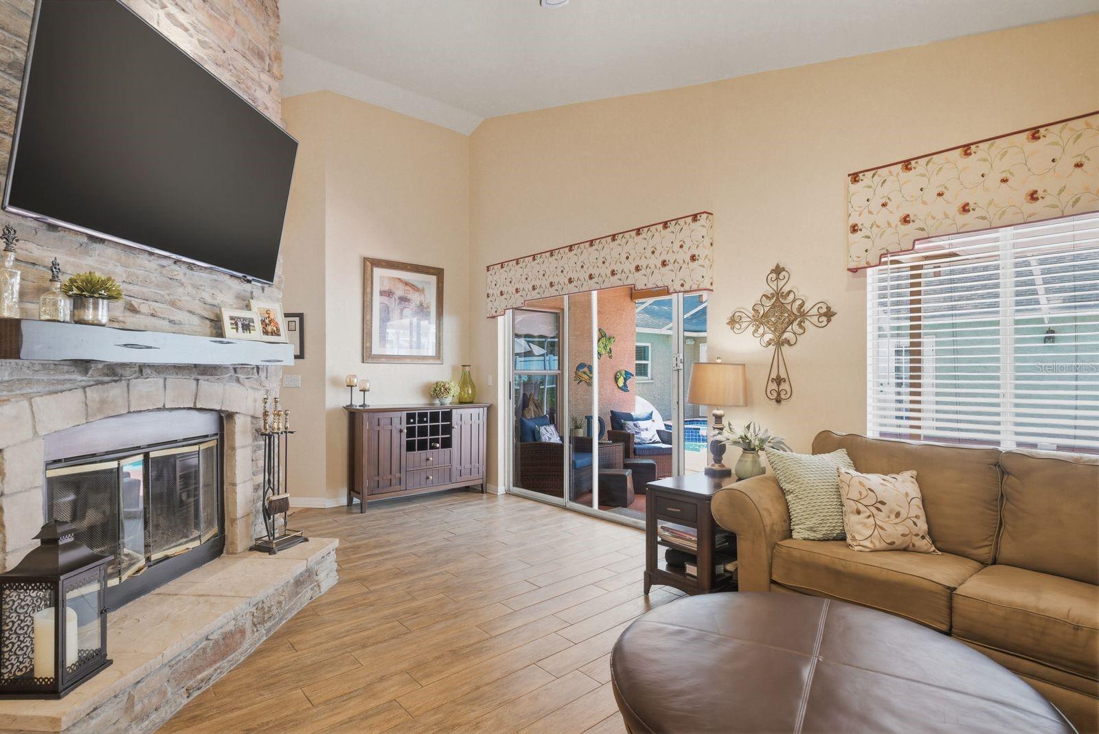VILLAGE AT BENTLEY PARK PH II TR B-2 - Residential