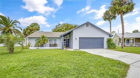 A home in WINTER SPRINGS