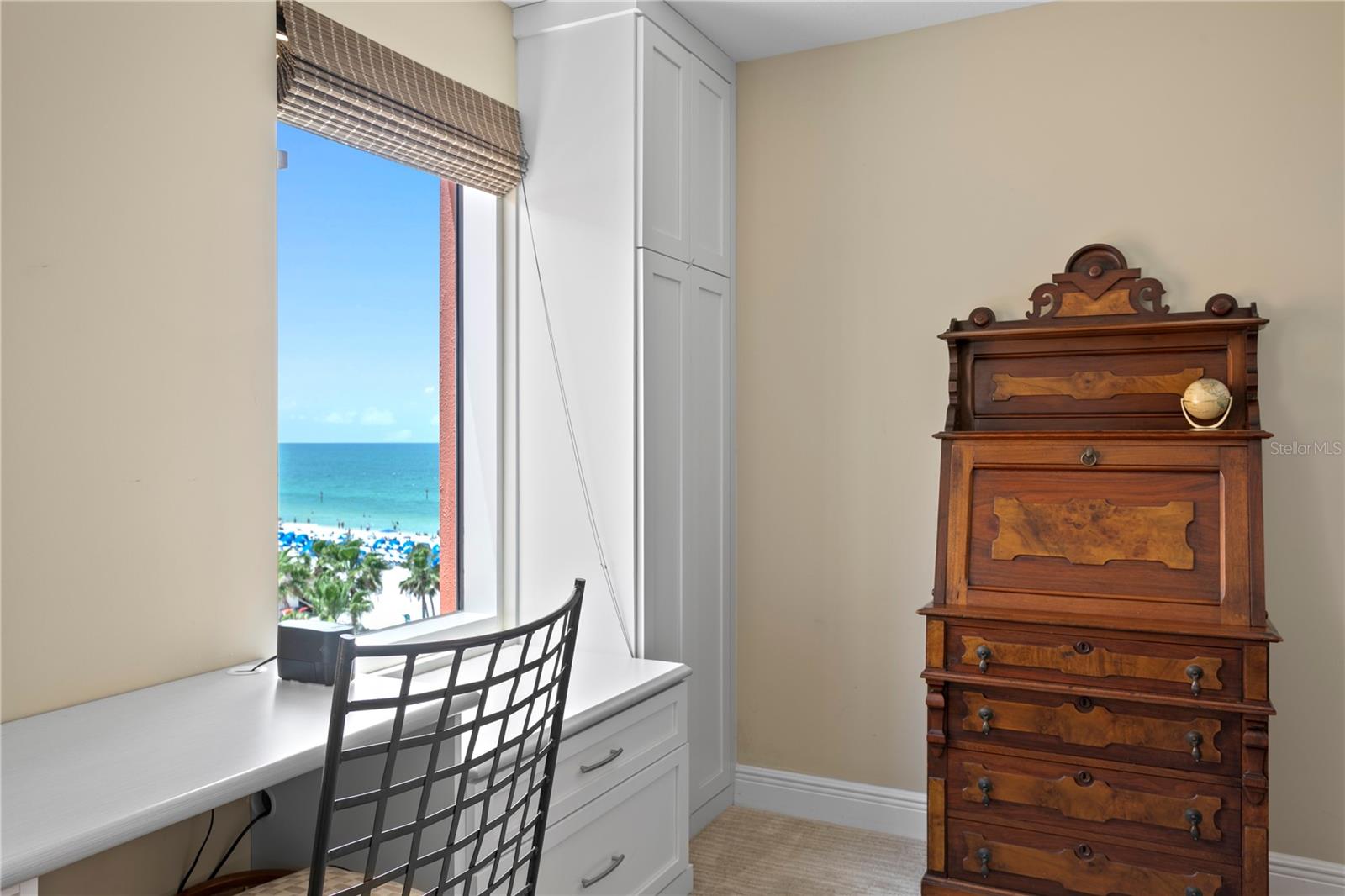 AQUALEA RESIDENCES CONDO - Residential