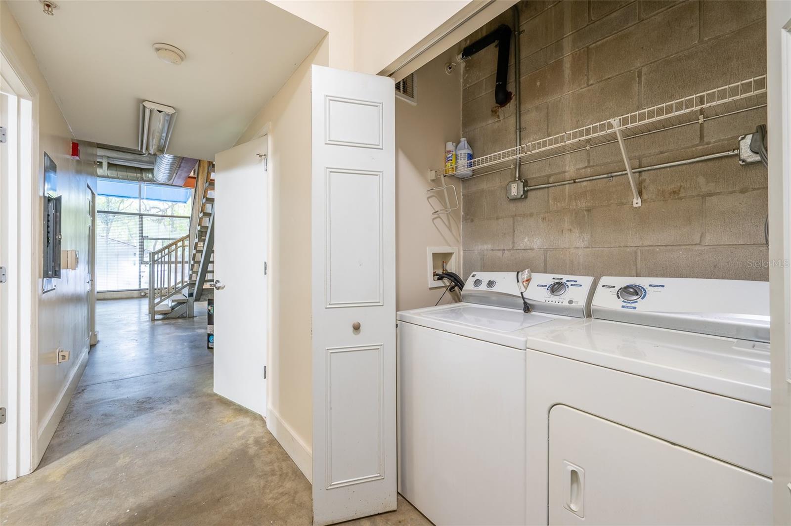 LOFTS OASIS CONDO - Residential