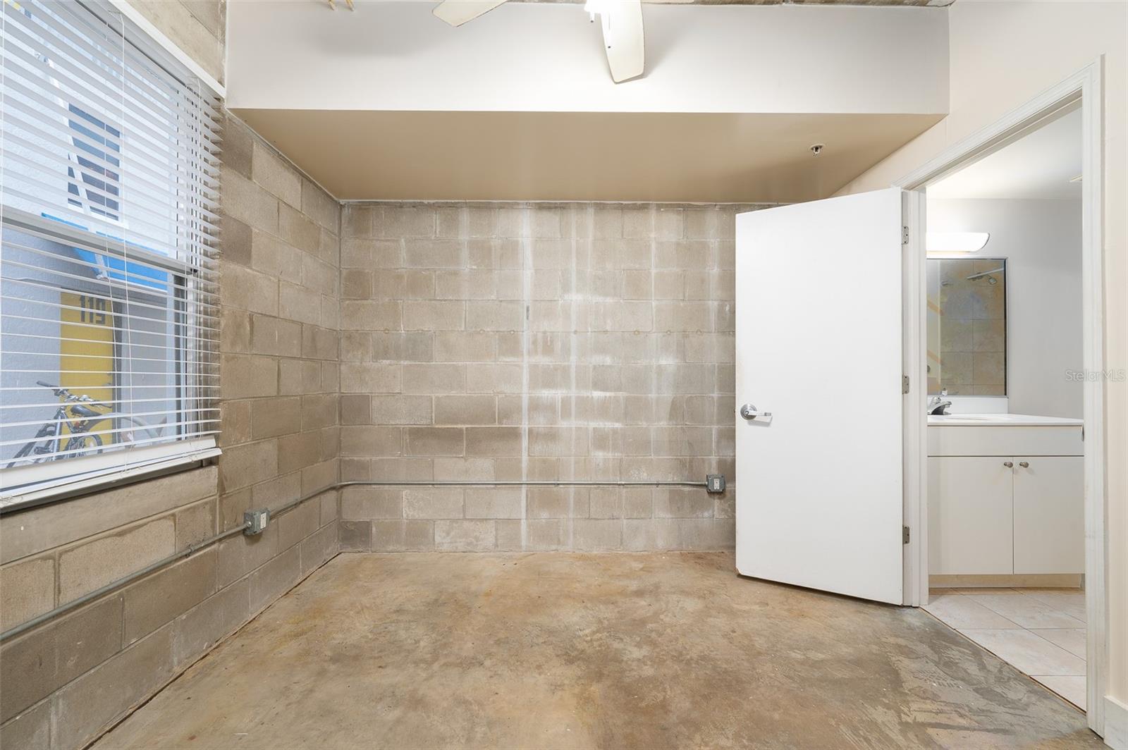 LOFTS OASIS CONDO - Residential