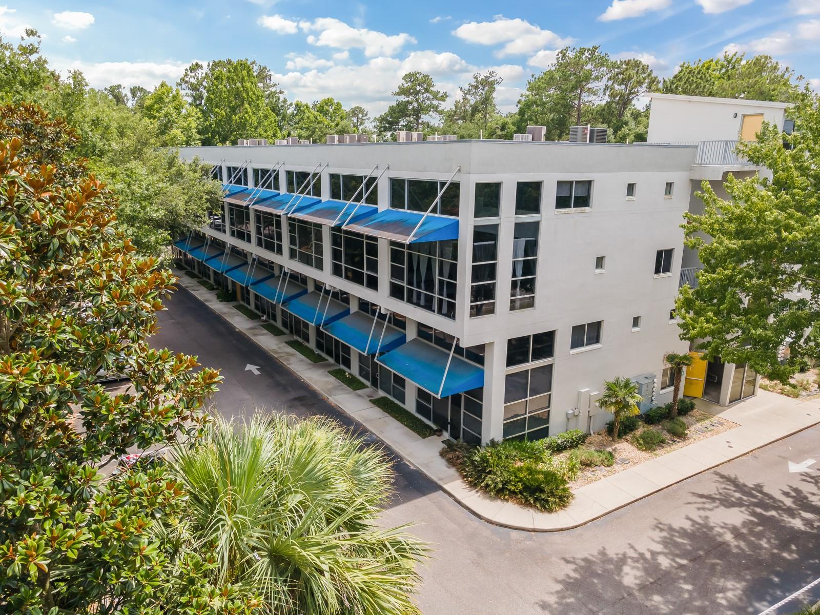 LOFTS OASIS CONDO - Residential