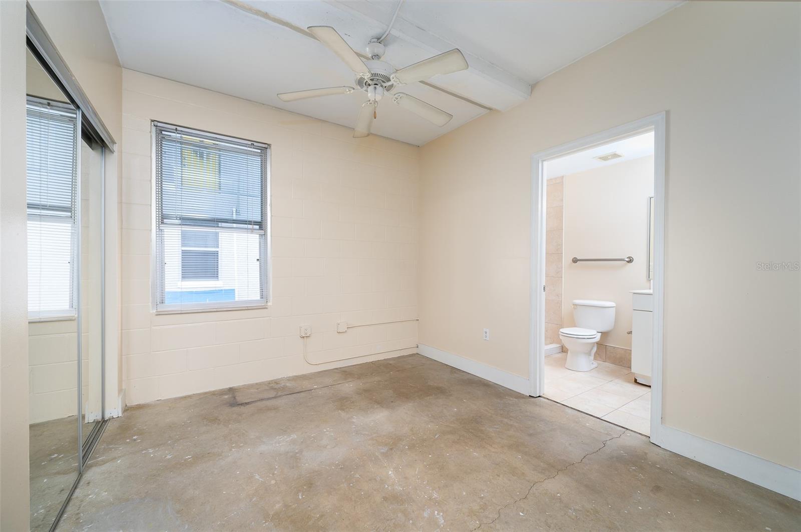 LOFTS OASIS CONDO - Residential